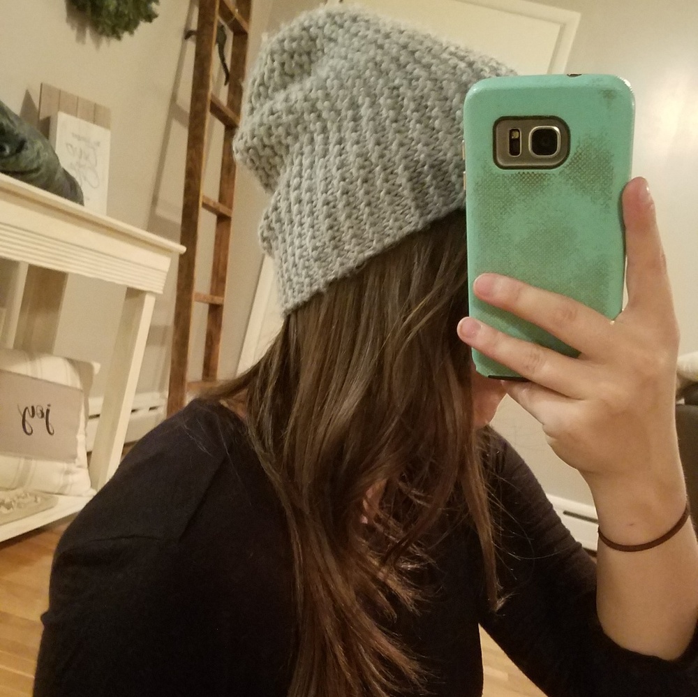 Gray knit hat